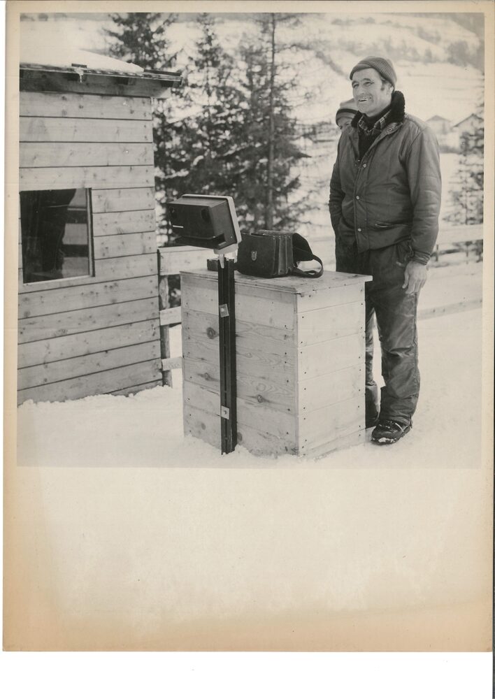Early Ages ski-lift ticket photo station, a milestone in Alfi company history, in the snow